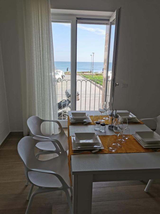 Dimore Danese Apartment Monopoli Exterior foto